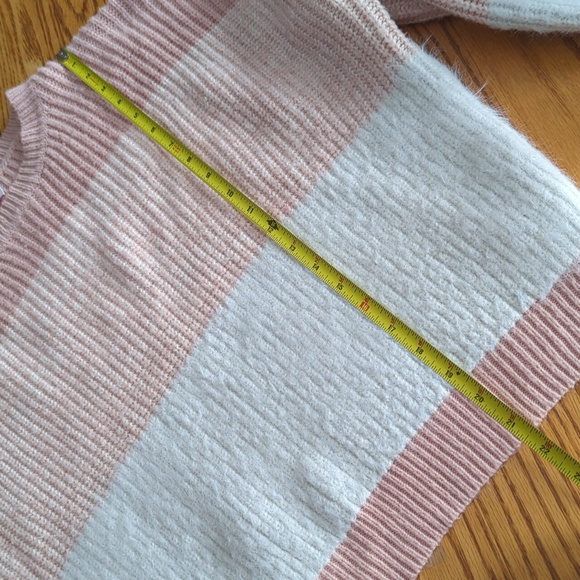 Pink Lily Color Block Pink Oversized Size Small Scoop Neck Sweater - Picture 6 of 7